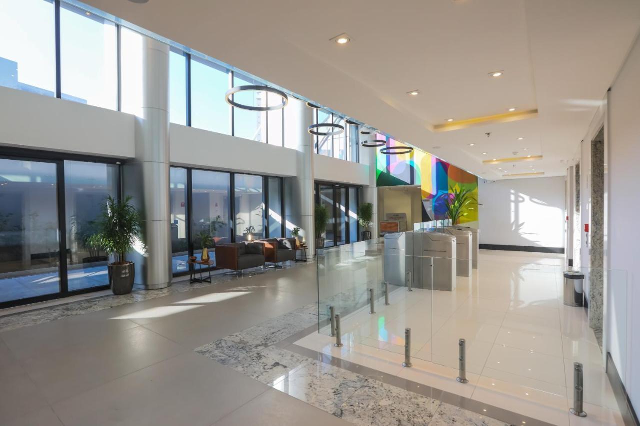 Ramada Hotel & Suites Οσάσκο Εξωτερικό φωτογραφία