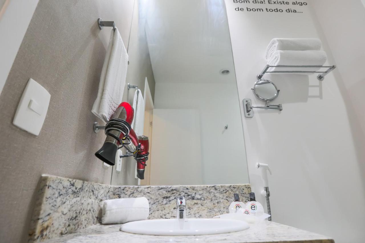 Ramada Hotel & Suites Οσάσκο Εξωτερικό φωτογραφία